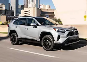 2021 Toyota RAV4 из Эмиратов